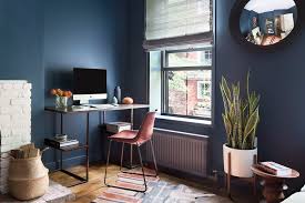 Small spaces offer challenges when creating a home office space. 21 Desk Ideas Perfect For Small Spaces