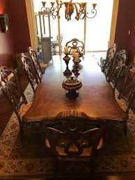 And there is minimal wasted space on the tabletop. Elegant Dark Wood Traditional 8 Chair Formal Dining Room Set 2 Extender Leaves A Traditional Dining Room Sets Formal Dining Room Sets Traditional Dining Rooms