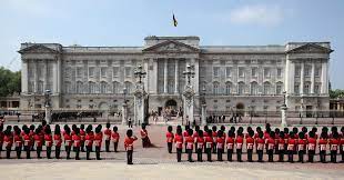 how much is buckingham palace worth