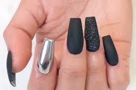 33 black glitter nails designs that are