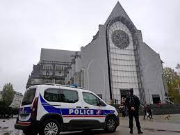 France to patrol every church for Easter security: Minister