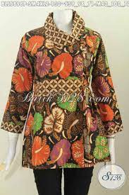 Walaupun kata batik berasal dari bahasa jawa, kehadiran batik di jawa sendiri tidaklah tercatat. Model Batik Samping 16 Baju Batik Ideas Batik Fashion Batik Dress Batik Kebaya