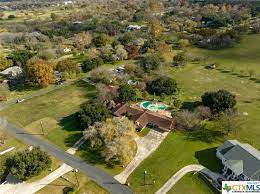 seguin tx waterfront homes