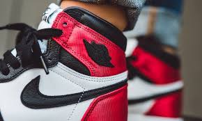 The default method is the modified isodata method used by imagej 1.41 and earlier. Air Jordan 1 High Og Satin Black Toe Grailify
