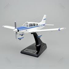 piper pa 28 180 cherokee model airplane
