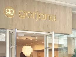 gorjana has opened in oakbrook