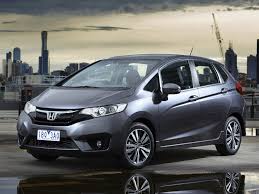 It is available in 5 colors and manual transmission option in the jazz 1.5 v mt top competitors are brio rs black top cvt, city 1.5 s cvt, wigo 1.0 trd s at and yaris 1.3 e cvt. Review 2016 Honda Jazz Review
