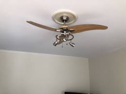 Beautiful Ceiling Fan With 3 Curved