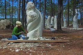 Un legado en piedra dejó el Simposio de Escultura - Honduras is Great