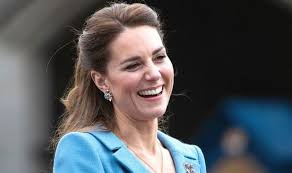 Find the latest kate middleton news including royal baby prince louis plus more on catherine, duchess of cambridge's fashion and dresses. How Cool Headed Kate Middleton Has Managed To Do What Diana Did Only Better Royal News Express Co Uk