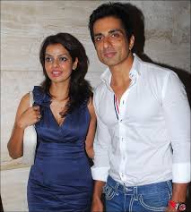 Bollywood actor sonu sood has been actively involved in helping migrant workers. Sonu Sood Marriage The First Love Is Forever For This Actor