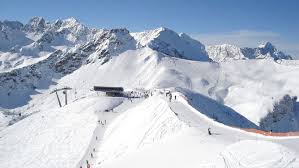 You can usually go skiing in oberstdorf from the middle of december until therefore oberstdorf is one of the number one addresses in germany to spend the winter vacation. Ski Holidays Oberstdorf Ski Deals Cheap Ski Packages Lift Pass