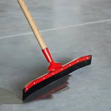 curved rubber floor squeegee