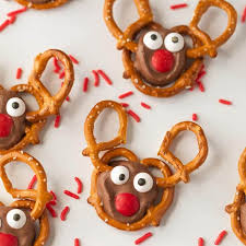 reindeer pretzels easy christmas rolo
