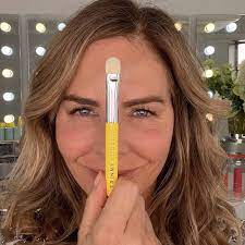 conceal eye contour t brush trinny london
