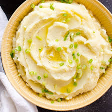 Whether reheating leftovers or using a recipe to make mashed potatoes ahead of time for a crowd, warming bonus: Cauliflower Mashed Potatoes A Healthy Alternative To A Hearty Classic Hungryforever Food Blog