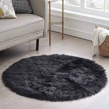 white round faux fur rug