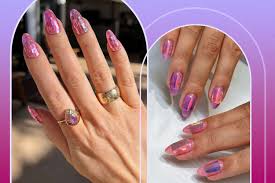9 pink metallic nails to inspire your