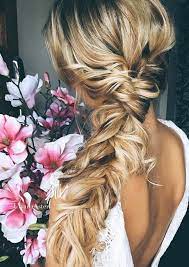 2017 wedding trends hair makeup