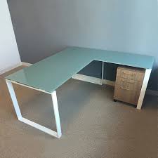 Tempered glass table tops are recommended instead of annealed glass as they are better at protecting your furniture. Aspen Glass Top L Shape Desk
