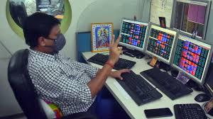 Get reliance industr stock/share prices & it's live bse/nse prices with historic data.checkout latest updates, news, events, financial statements, intraday chart, share holding & more at icicidirect. Bse Sensex Nifty Hit Record Highs Power Grid Ril Rally Hindustan Times
