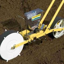 how to a garden seeder which one