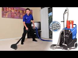 portable carpet cleaning machine