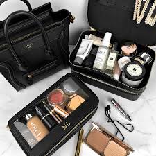 what s in my travel makeup bag from