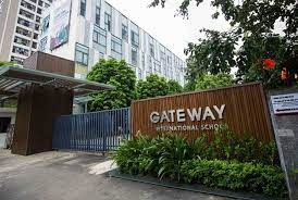 Vụ bé trai 6 tuổi trường Gateway tử vong: Gia hạn thời gian điều tra đến  24/11