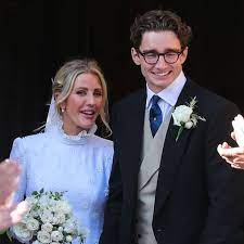 Love me like you do singer ellie goulding is pregnant with her and husband caspar jopling's first child. Ce0zxwewsmqt6m