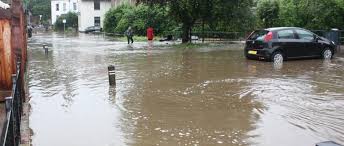 From nood (emergency) +‎ weer (weather). Help Limburg Na Het Noodweer Geld Inzamelen Doneeractie Nl