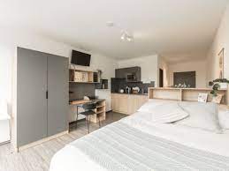 Der durchschnittliche mietpreis beträgt 10,36 €/m². 1 1 5 Zimmer Wohnung Zur Miete In Berlin Immobilienscout24