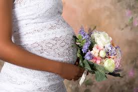 Brautkleider online der bekanntesten deutschen marke impooria. Brautkleider Fur Schwangere Richtig Aussuchen Wichtige Infos Tipps