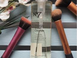 no7 make up brush cleanser