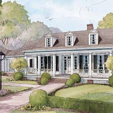 The Bellewood Cottage House Plan Has A