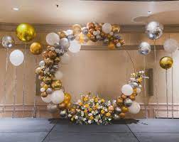 corporate d d balloon decoration
