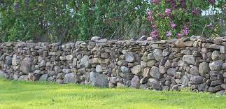 Building A Dry Stack Stone Wall
