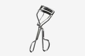 The best way to use the lash curler is to hold it close enough to the base without pulling on your eye or pinching the skin. if you're nervous, try bringing it right up against the base of the. 8 Best Eyelash Curlers 2019 The Strategist