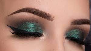 metallic green smokey eyes makeup