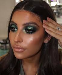 prettiest emerald green makeup looks