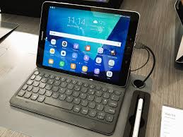 The samsung galaxy tab s3 is powered by a qualcomm snapdragon 820 processor, 4gb of ram and 32gb storage, but only 24 user available. Samsung Galaxy Tab S3 Review A Near Perfect Work Tool Nextpit