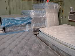 Our firm mattress selection is top of the line and will deliver a strong comfort level for the proper support, every night. Mattress Warehouse 14446 W 100th St Lenexa Ks 66215 Yp Com