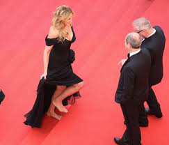 julia roberts walked the cannes carpet