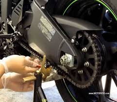 lubricate your motorcycle chain motoress