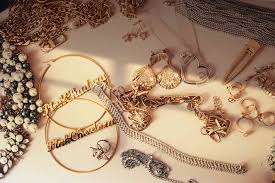 trendy jewellery pieces every woman