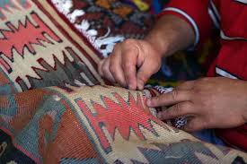 what s in a kilim history and motifs