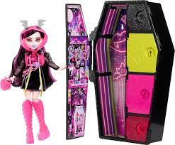 monster high doll and fashion set