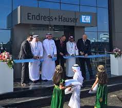 Swiss global automation and instrumentation company endress & hauser sought a new dubai workplace that was uncluttered and sophisticated whilst adhering to their corporate brand identity. Endress Hauser Opens Calibration And Training Center In Saudi Arabia