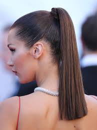 There are many different shapes and bristle types that all have different effects on your hair. 40 Simple And Trendy Hairstyles For Teenage Girls