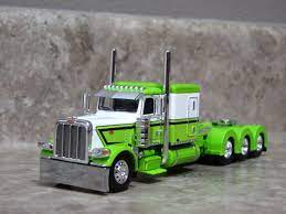 tri axle 389 peterbilt semi truck